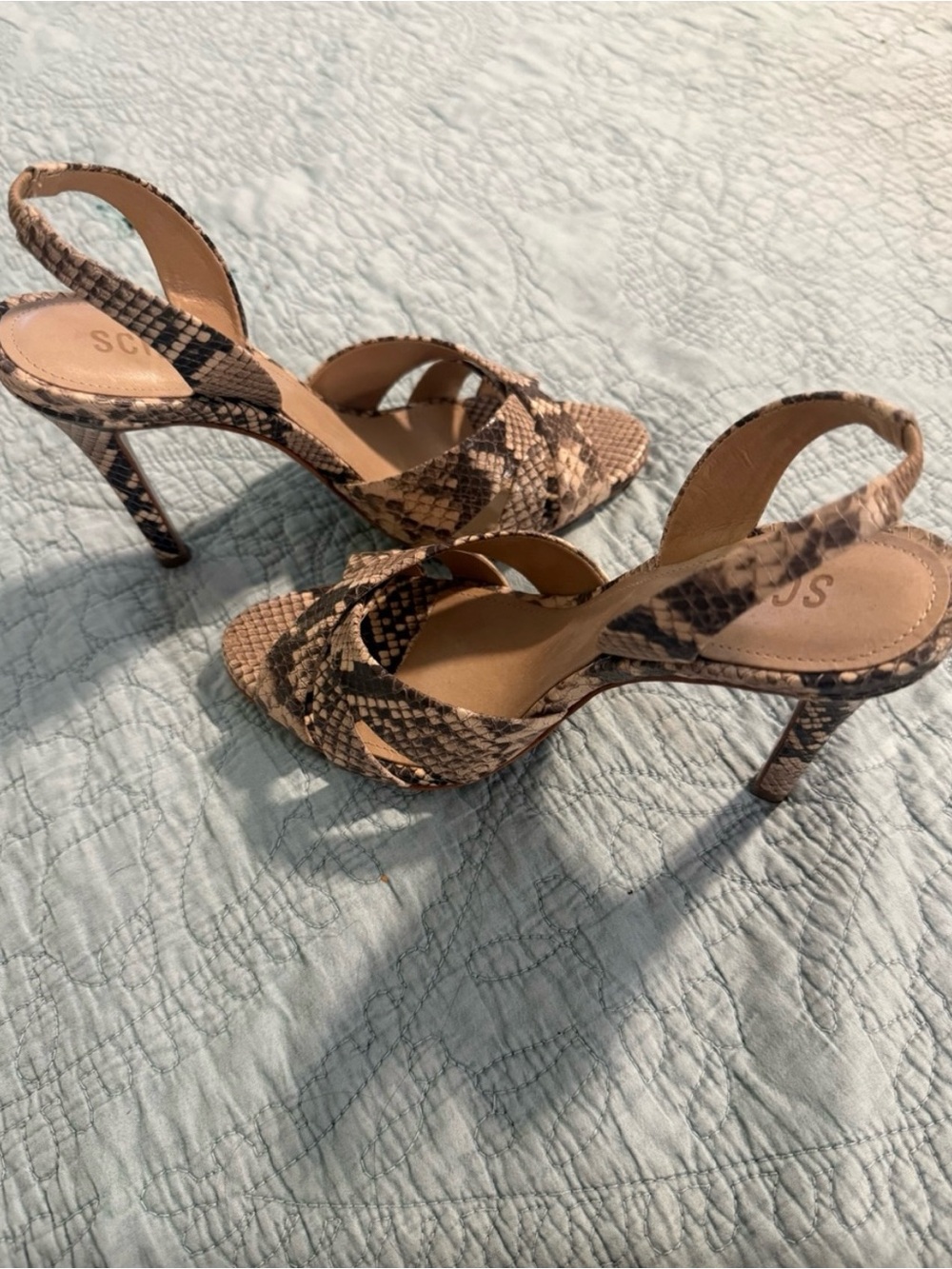 SCHUTZ Snakeskin Pattern Slingback Heels in Beige and Black size 7 BN